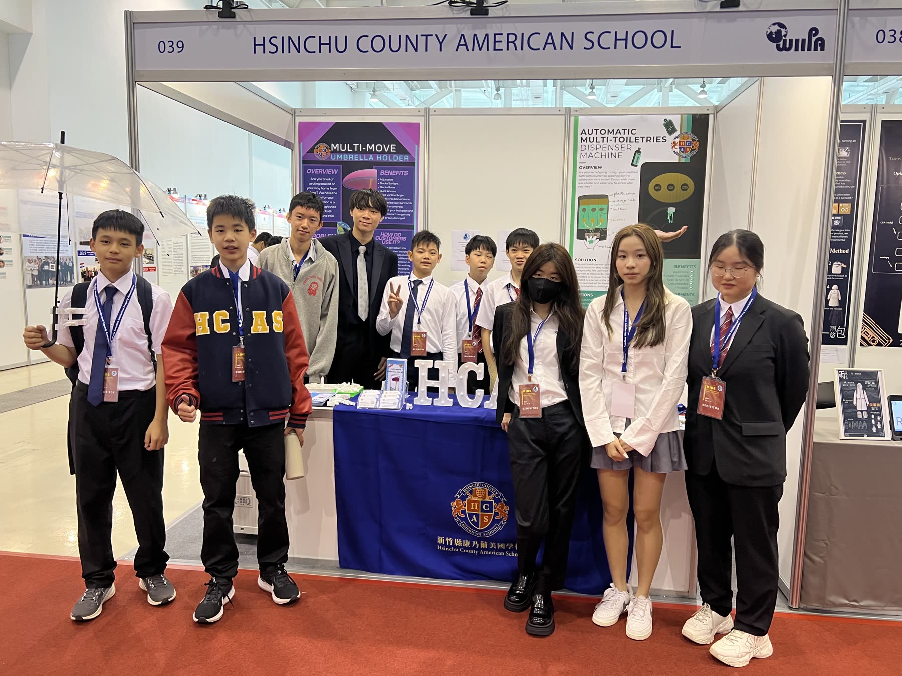 The full HCAS team at booth 039 during KIDE 2025